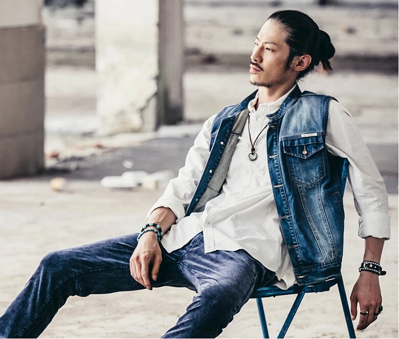 jean vest outfit men