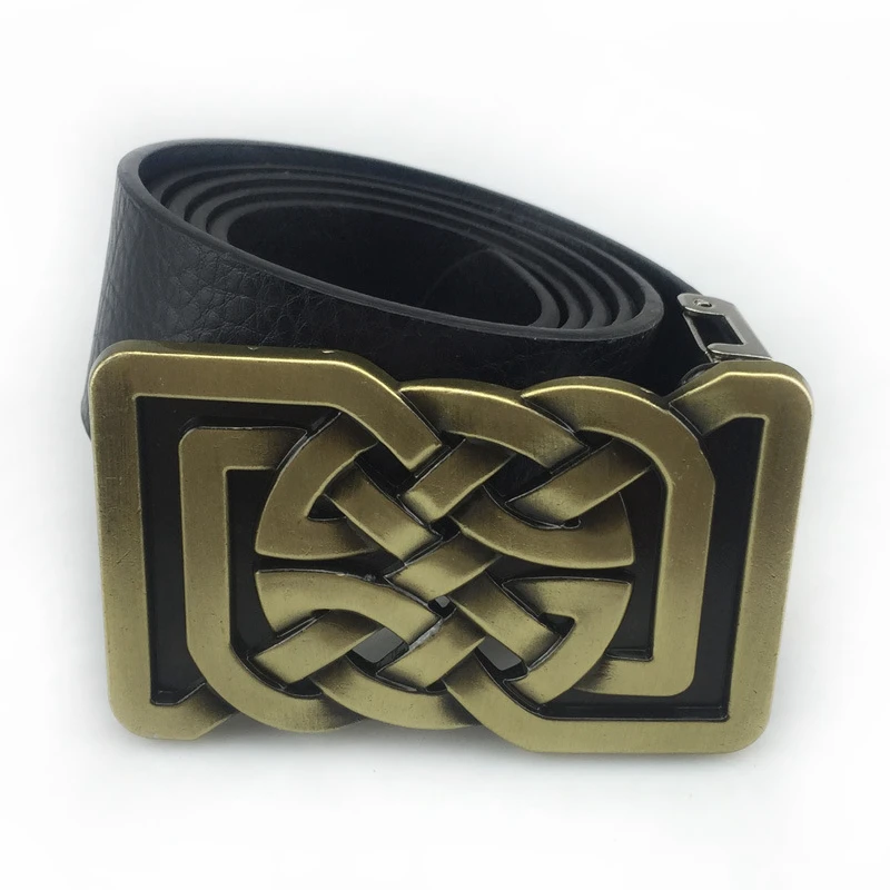 11268167775_1793402816