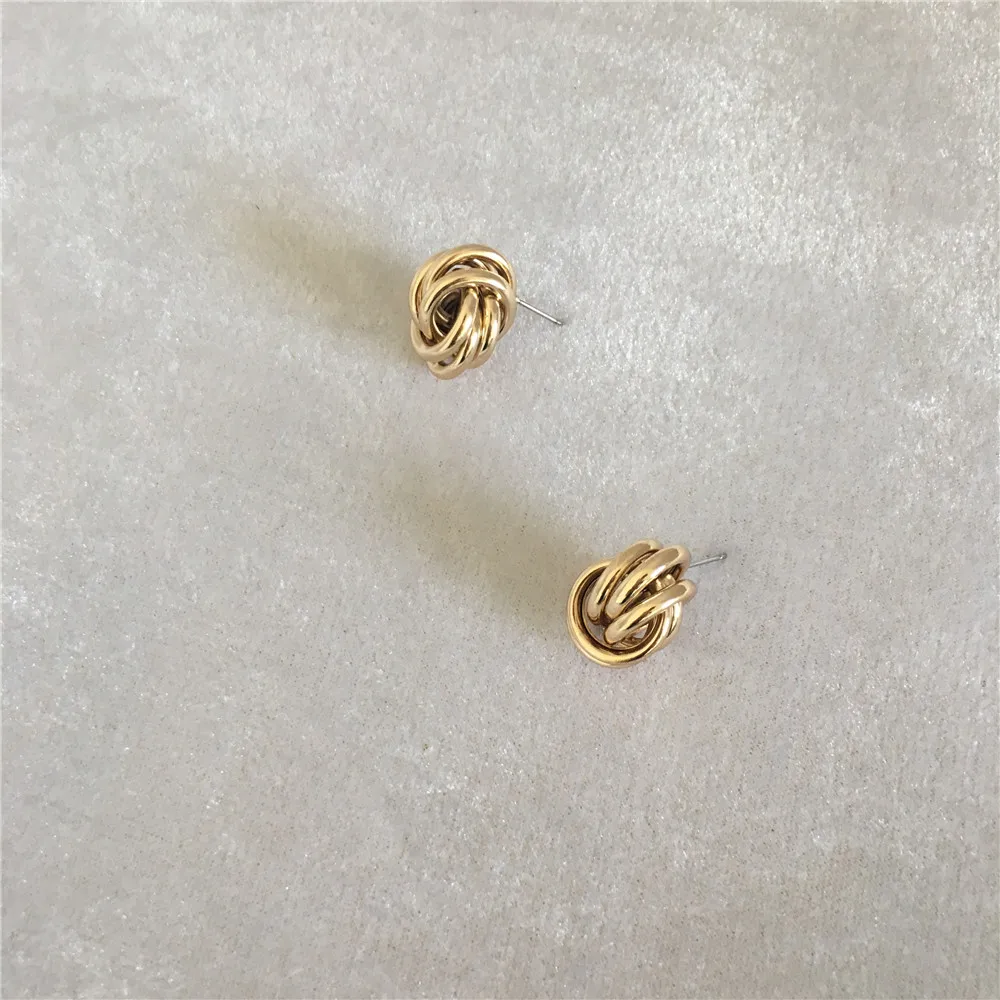 Повседневное золото с родиевым покрытием связанный круг серьги-гвоздики для Женщины Девушки