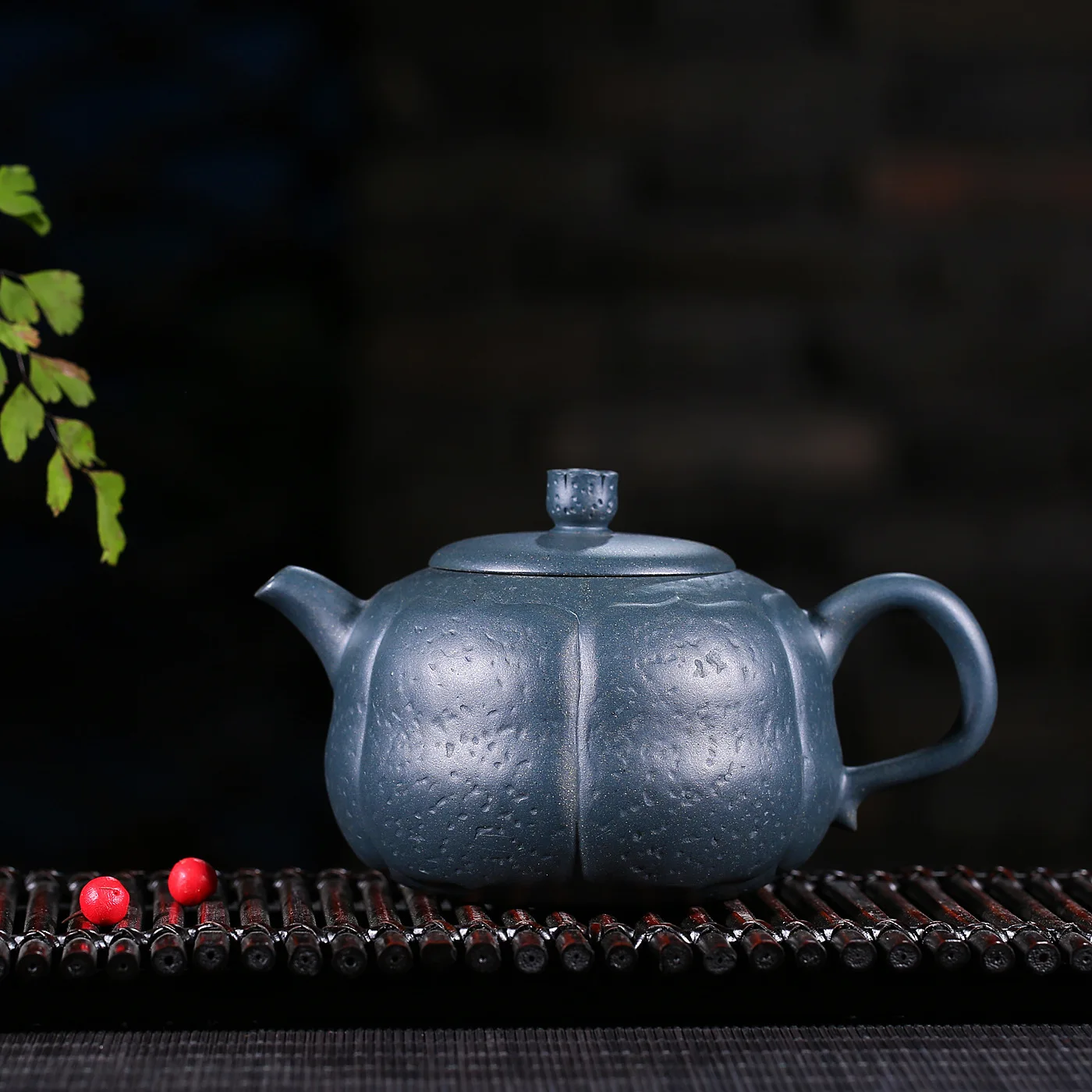 

Pottery Teapot Full Manual Bud Famous Hu You Jun Azure Mud Kungfu Online Teapot Tea Set Wholesale A Piece Of Generation Hair