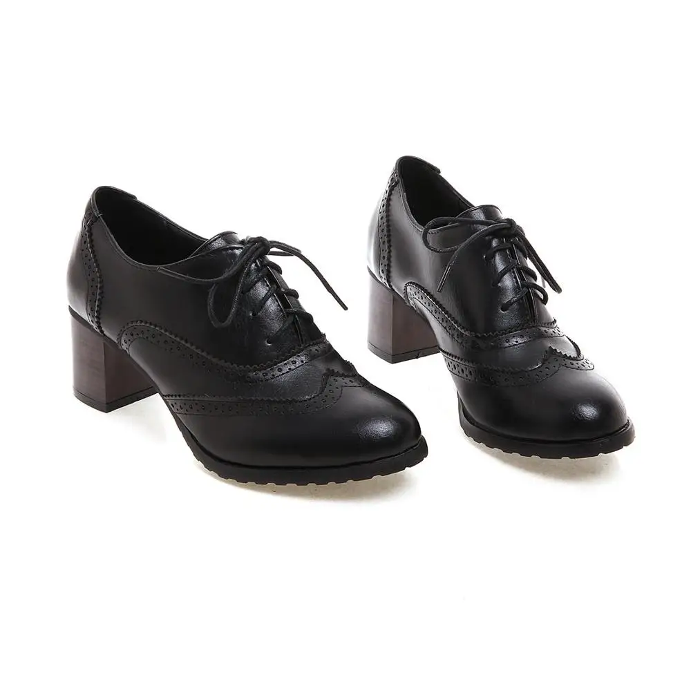 Новинка; обувь с перфорацией типа «броги» на резиновой подошве; женские оксфорды на платформе в британском стиле; обувь на толстой резиновой подошве с вырезами; повседневная женская обувь; обувь на шнуровке - Цвет: Black