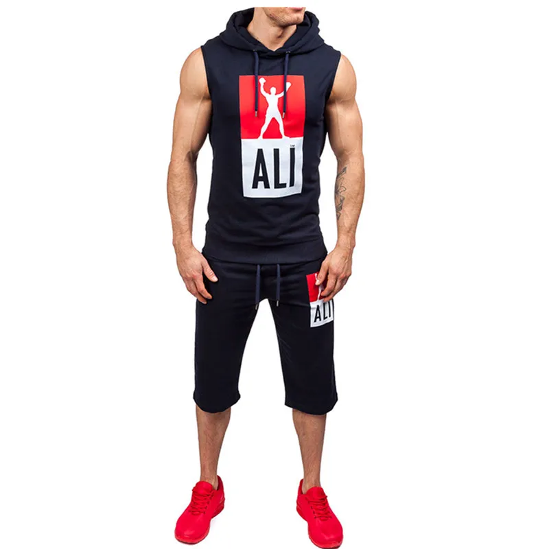 

Sport suit sleeveless hooded jacket and shorts outdoor fitness track suit