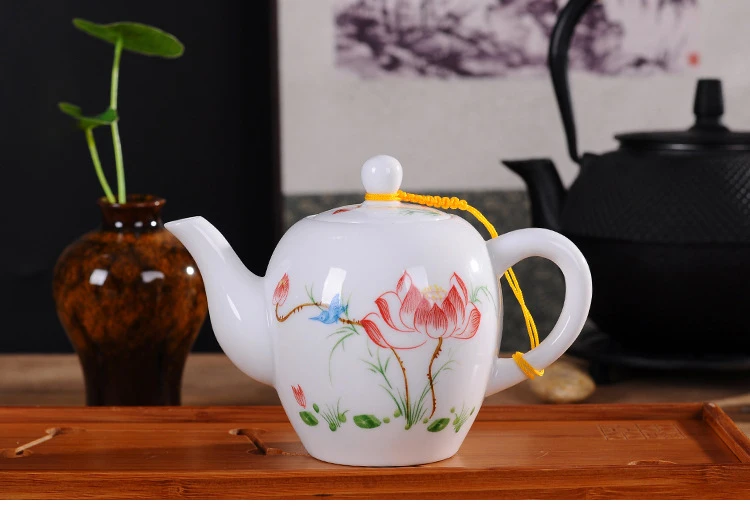 

Chinese Blue and white porcelain tea pot,Exquisite Ceramic Teapot Kettle,Kung Fu Tea Set,Porcelain Teaware Flower Tea Pot