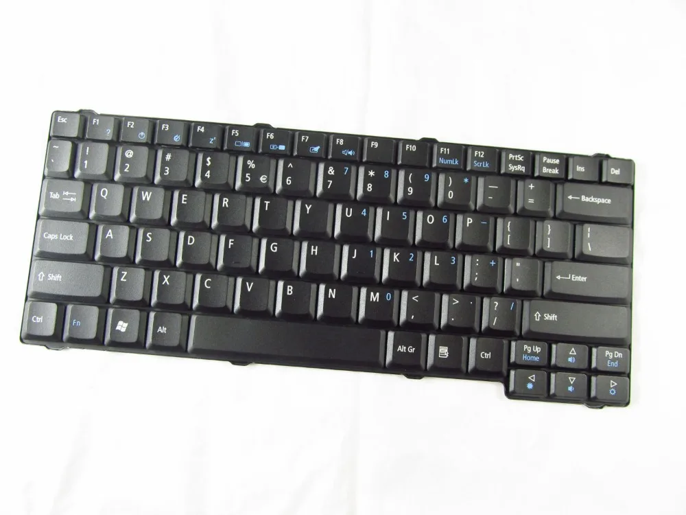 

News laptop keyboard for Fujitsu ESPRIMO Mobile V5515 V5535 V6535 UI layout
