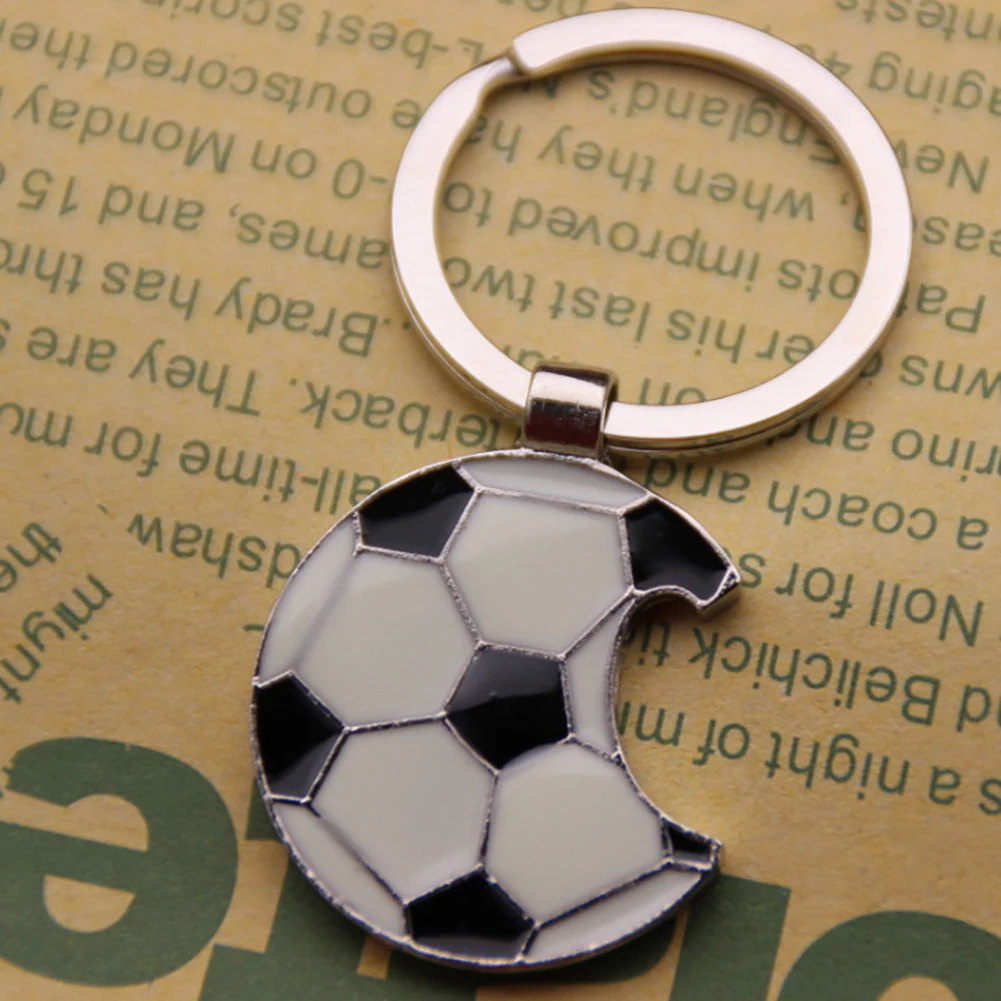 Fashion Bottle Cap Opener 2018 World Cup Football Pendant Keyring Car Key Keychain