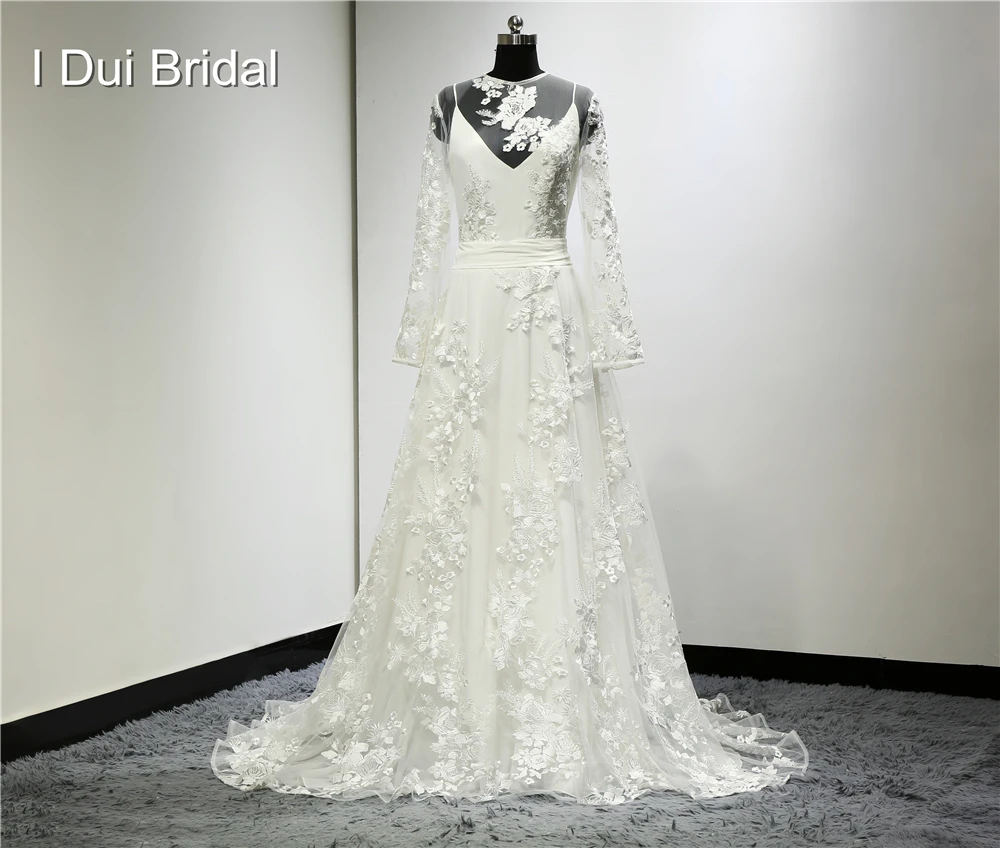 Vestidos de novia boho de encaje y chiffon con mangas largas Champán