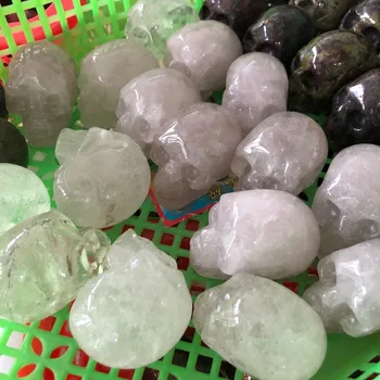 

1pcs Natural Clear Quartz Hand Carved White Crystal Skull Statue Realistic Healing Stone Carving Skull Sculpture Home Decor