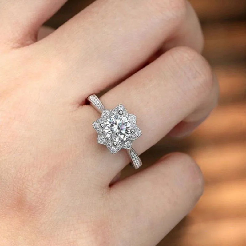 

2019 Fashion Classic S925 Sterling Silver Ring Snowflake White AAA Zircon Jewelry Rings For Women Engagement Wedding Party Ring