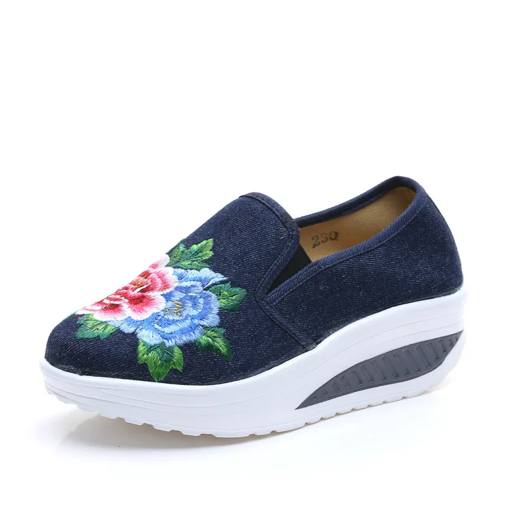 Женская обувь в винтажном стиле Обувь старого Пекина на плоской платформе с