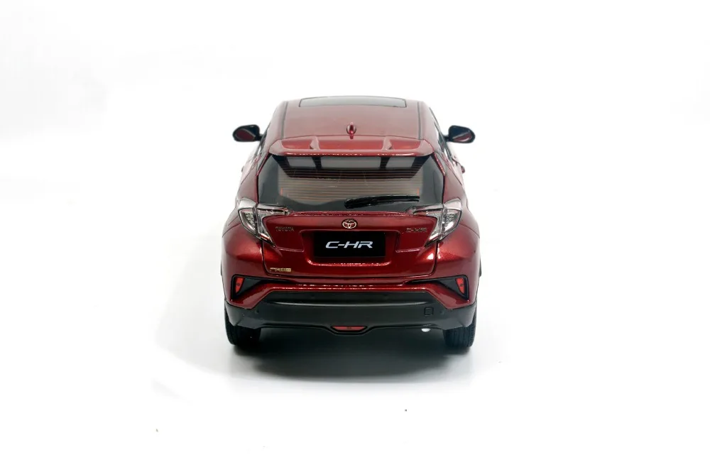 Toyota C-HR 2019 Red 04