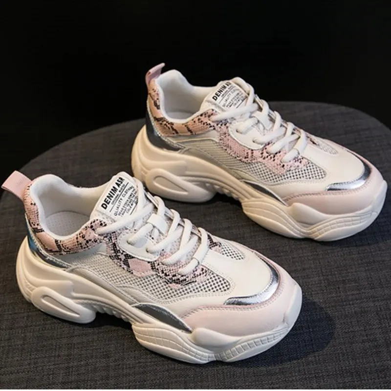 

Women Shoes Super Light Women Sneakers Air Mesh Tenis Feminino Women Casual Shoes Vulcanize Breathable Trainers White Sneakers