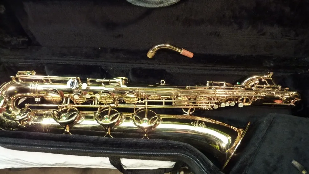 

Mark VI Baritone Saxophone Gold Lacquer Low A
