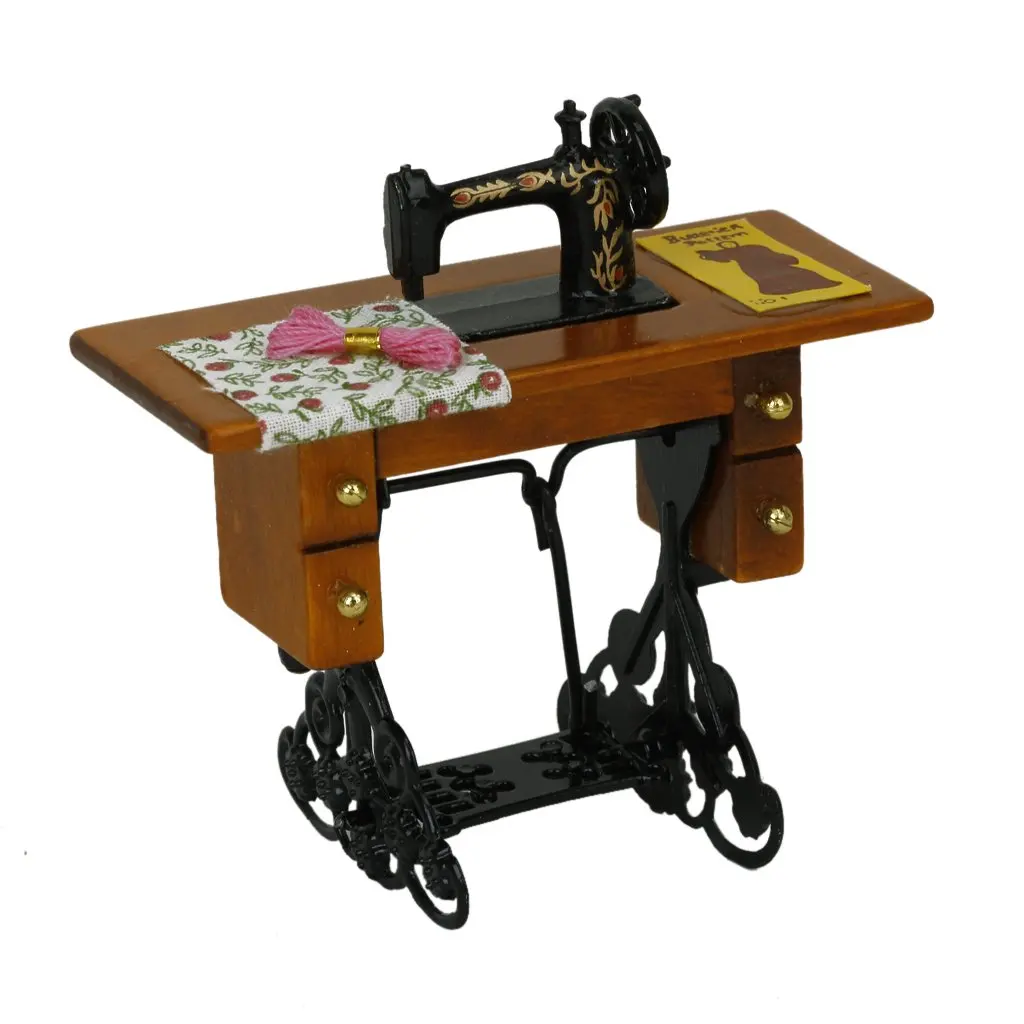 Винтажная миниатюрная швейная машина с тканью для 1/12 масштабного украшения кукольного домика