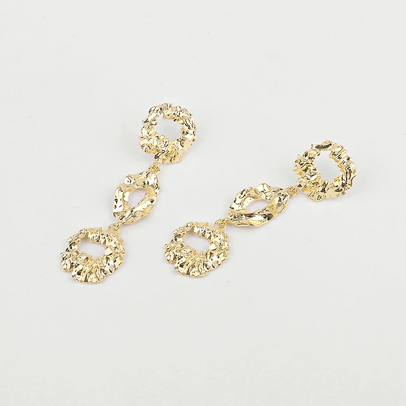 Peri'sbox Unique Gold Color Irregular Long Dangle Earrings for Women Baroque Geometrical Earrings Metal Drop Charms Earrings Peri'sbox Unique Gold Color Irregular Long Dangle Earrings for Women Baroque Geometrical Earrings Metal Drop Charms Earrings