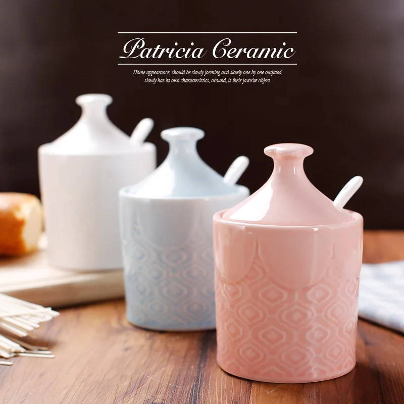 

Ceramic Bone China Caster Salt Sugar Pot Set (3 Pcs) with Engraving Pattern for Kitchen Cooking
