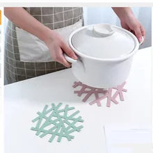 1 PCS KECTTIO Hot Sale 3 Color Table Placemat Heat-resistant Mat For Dining Table Snowflake Shape Table Decoration Supplies 1 PCS KECTTIO Hot Sale 3 Color Table Placemat Heat-resistant Mat For Dining Table Snowflake Shape Table Decoration Supplies