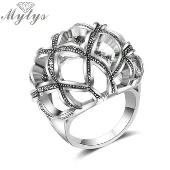 

Mytys Retro Design Round Hollow Geometric Ball Ring for Women Antique Court Jewelry Palace Gift R1993