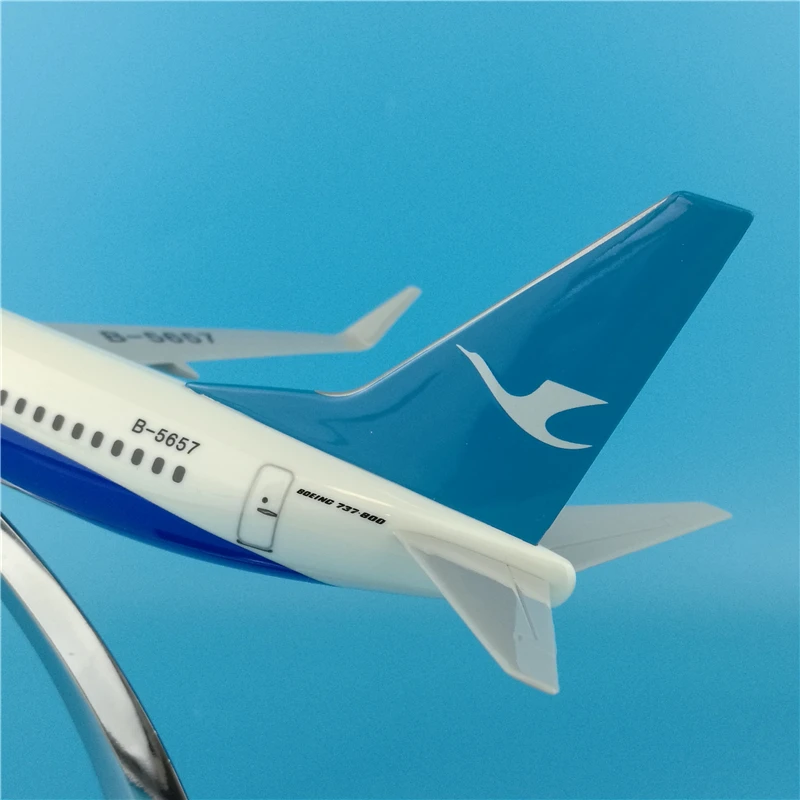 Модель самолета 32 см модель Боинг 737 Xiamen Air креативная резиновая Airlines B737