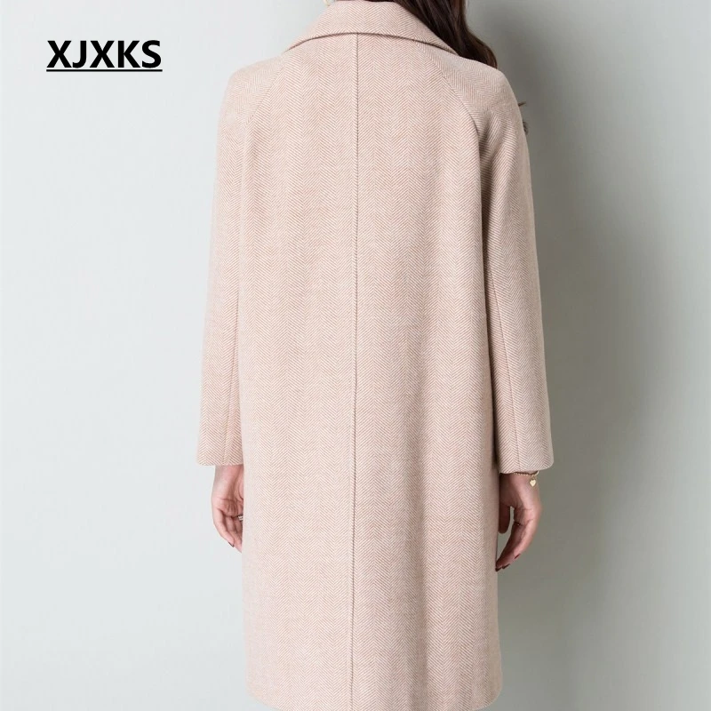 XJXKS casaco feminino الشتاء معطف المرأة بلون دافئ نوعية جيدة بدوره إلى أسفل طوق جديد بيع زر النساء الصوف طويل معطف XJXKS casaco feminino الشتاء معطف المرأة بلون دافئ نوعية جيدة بدوره إلى أسفل طوق جديد بيع زر النساء الصوف طويل معطف