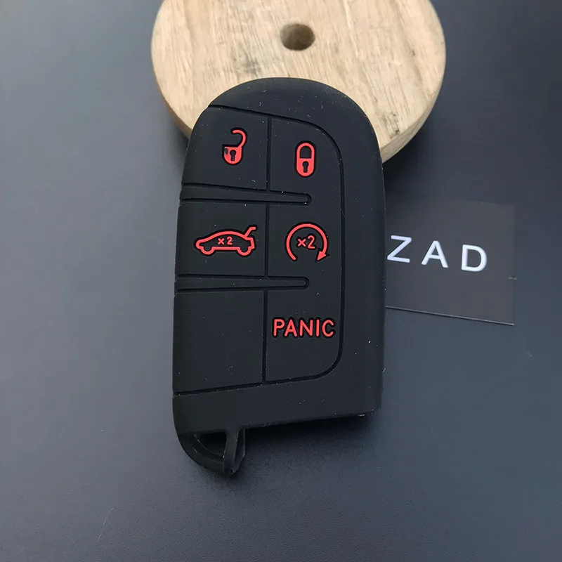 ZAD силиконовый чехол для ключей автомобиля, брелок для Jeep Renegade Compass Grand Cherokee для Chrysler 300C Wrangler Dodge, автомобильные аксессуары - Название цвета: black with red