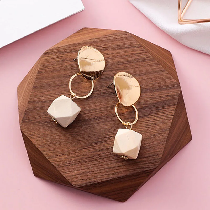 

2018 Simple Vintage Metal Round Hollow Circle Wood Geometric Drop Dangle Earrings for Women Party Jewelry Pendientes Brincos