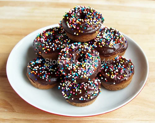 chocolate-donuts-main