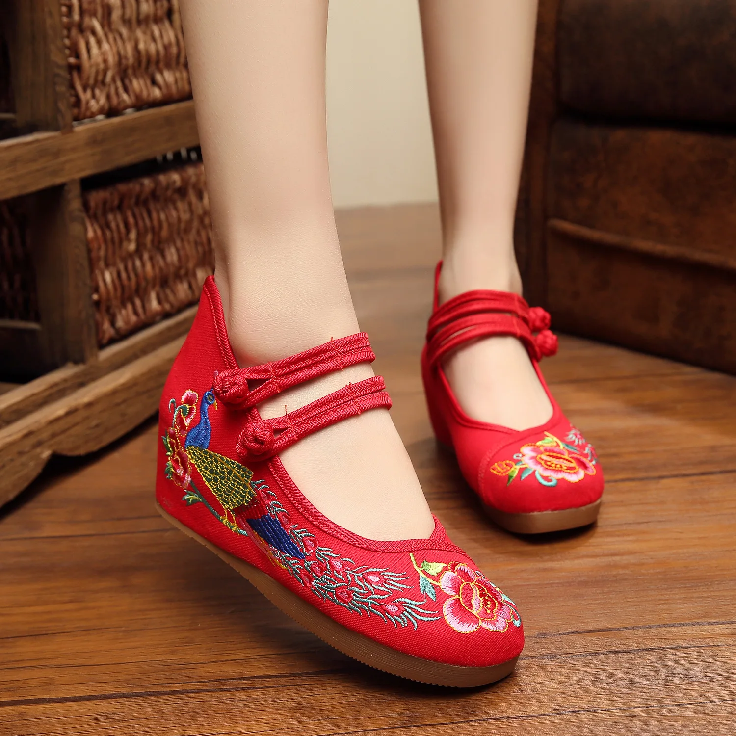 Женские белые туфли украшенные вышивкой в стиле «старый Пекин» женская китайская стильная повседневная джинсовая обувь в стиле «Мэри Джейн» 4-х цветов