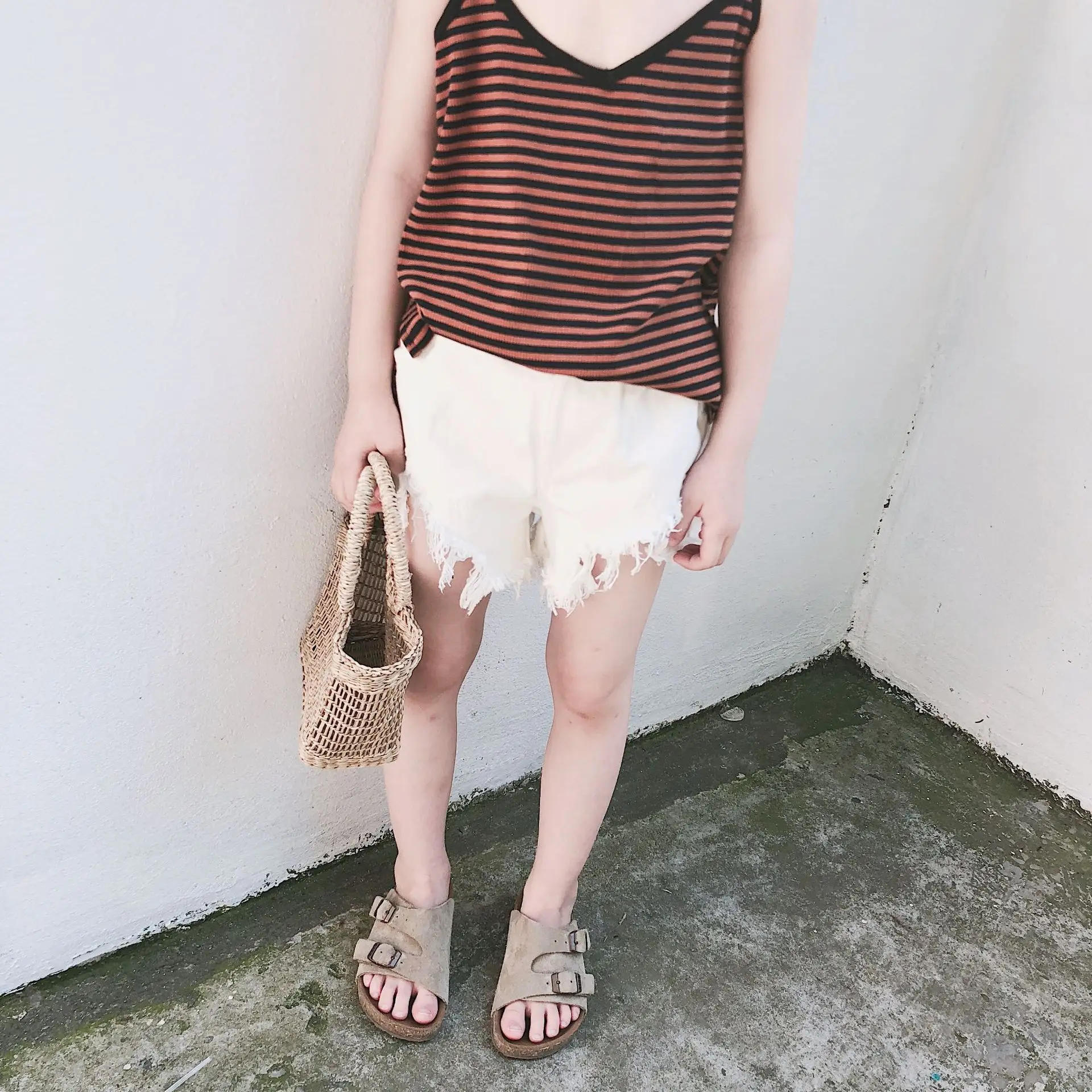 

Summer New Baby Girl Denim Shorts Jeans Girl Ripped Hole Short Pants Children Kids Clothes Girl Shorts Baby Jeans Pants Trousers