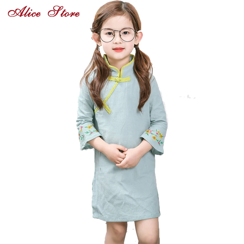 Осень в китайском стиле для маленьких девочек; Стиль для ребенка, который только начинает ходить детское платье Чонсам с вышивкой в стиле ретро; Национальный белье Костюмы платья