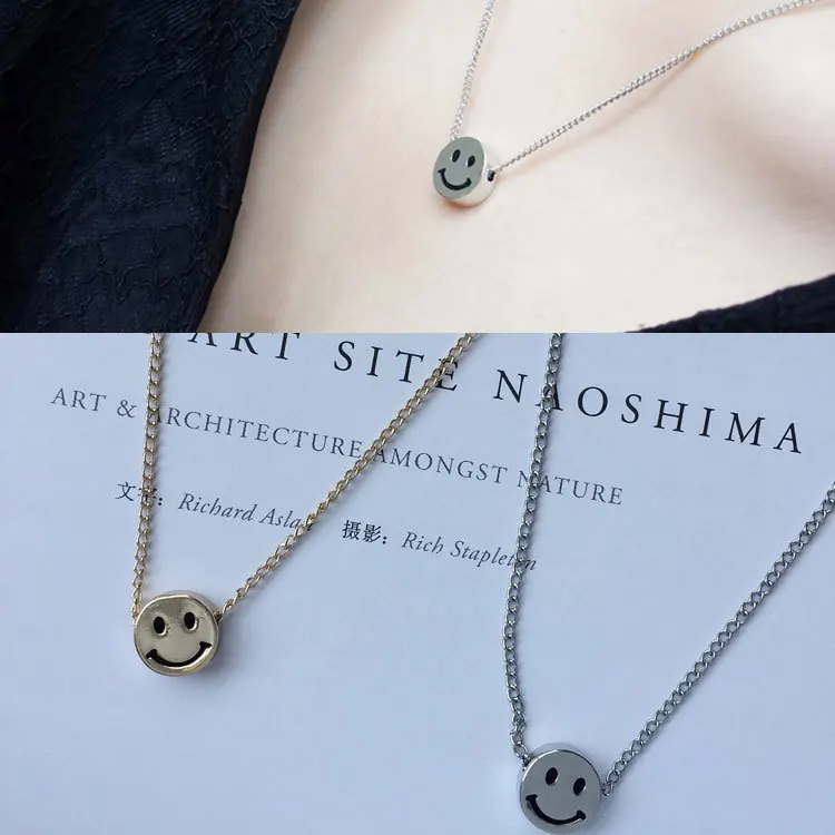 

Retro Punk Simple Lady Smiley Face Short Clavicle Chain Temperament Male And Female Couple Necklace Lady Necklace Wholesale