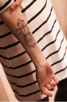 

2pcs/lot tatuagem star totem big size large Temporary waterproof tattoo stickers for men women