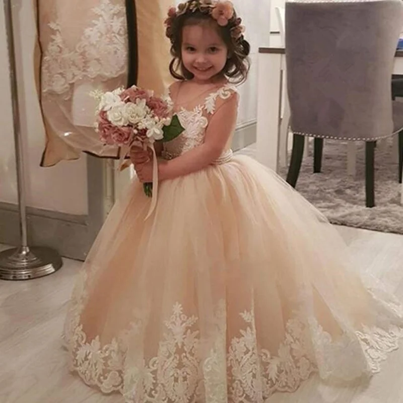 

Vintage Champagne Flower Girl Dresses Custom Made Sleeveless Fluffy Tulle Princess Appliqued Lace First Communion Party Girls