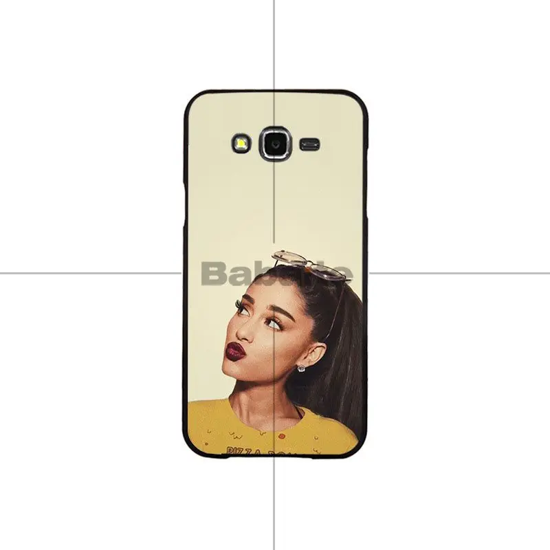 Cat Ar Ariana Grande