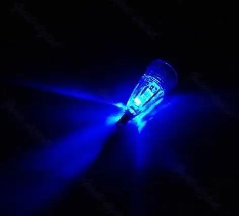 

1PC 3 Colors Squid Fish Bait Lure Light Fishing LED Lure Light Mini Deep Drop Underwater Fish Lamp with Battery
