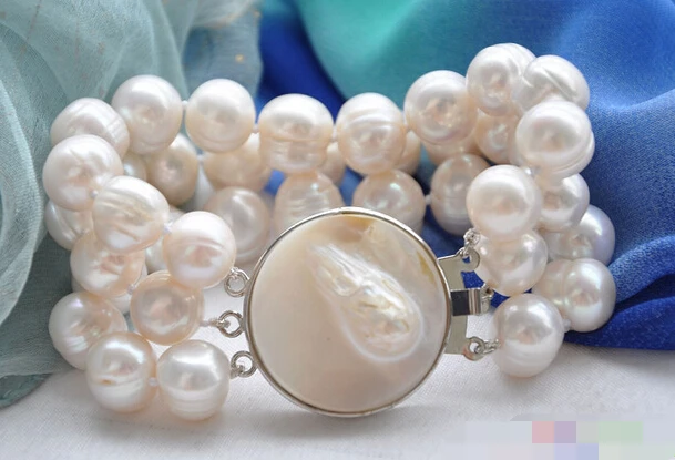 

08709 3row WHITE ROUND FRESHWATER PEARL BRACELET