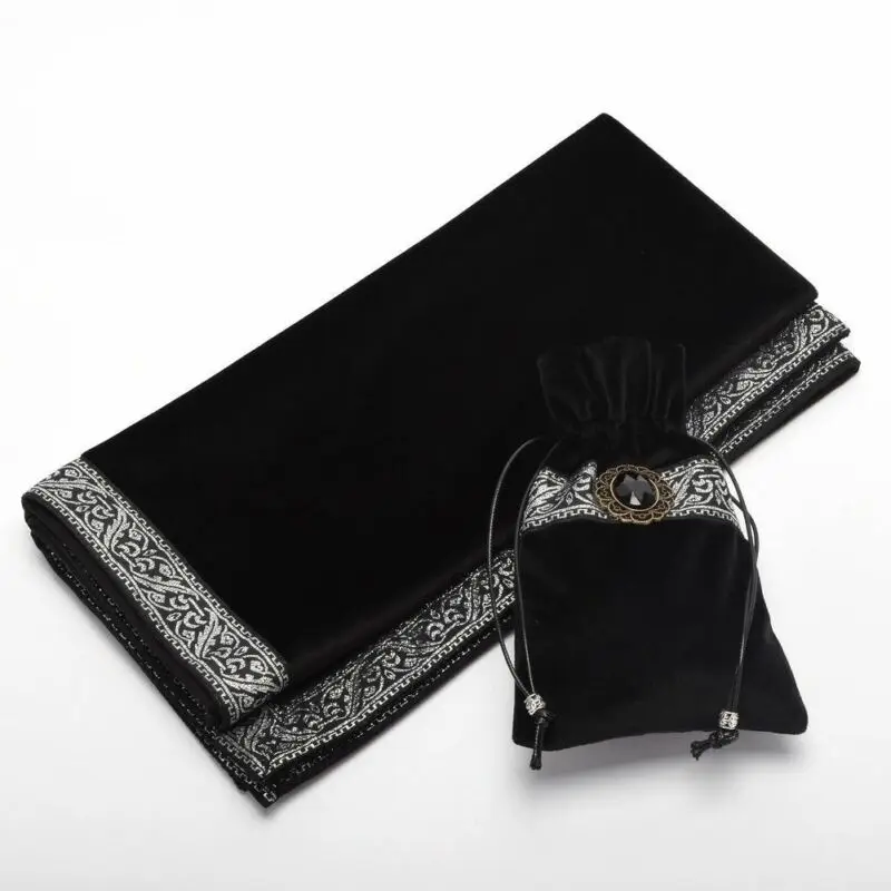 

Thick velvet Board Game Textiles Tarot 66*66cm Table Cover Playing Cards Pentacle Tarot Game Tablecloth with bag