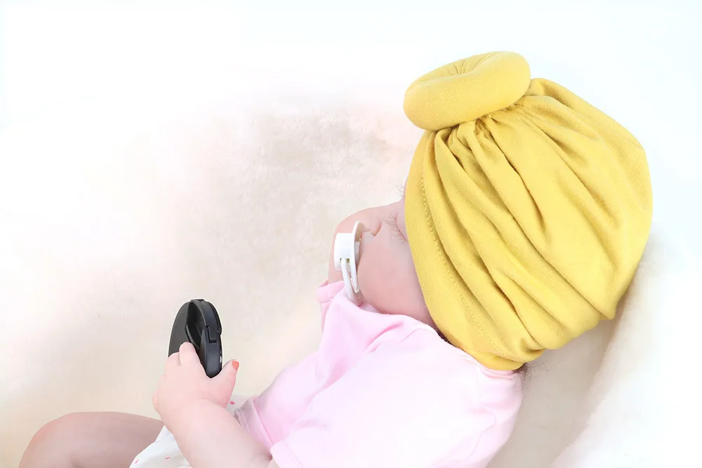 Новинка; однотонные шапки с пончиком для маленьких девочек; BeBe Turban Hood; однотонная завязанная шапка унисекс из хлопка; мягкие милые шапки; аксессуары для новорожденных