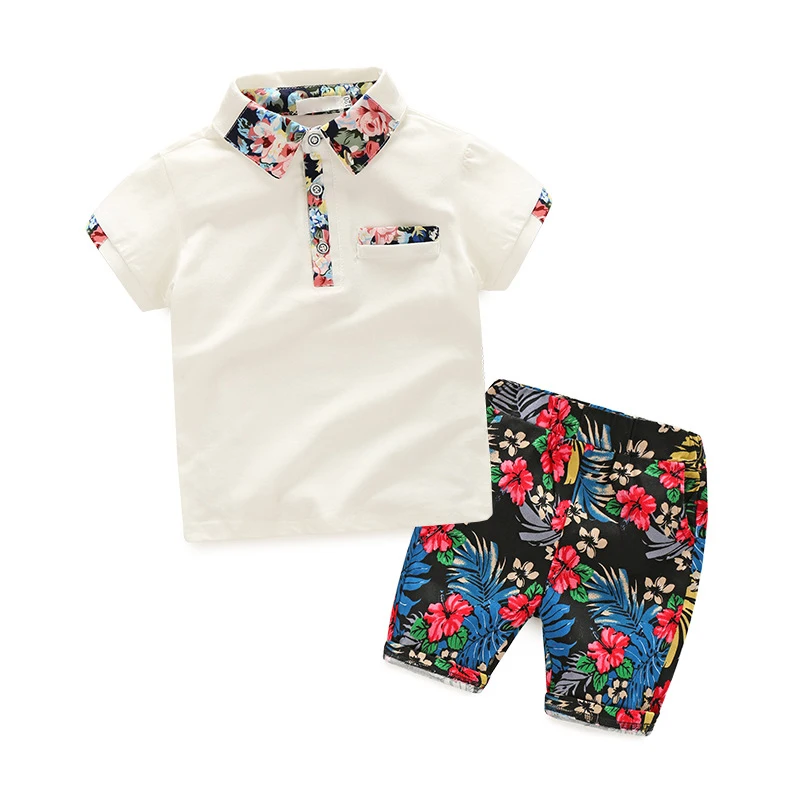 Комплект летней одежды для мальчиков; Одежда для мальчиков; детская с коротким рукавом рубашка с принтом+ шорты с цветочным принтом; комплект из 2 предметов; одежда для детей