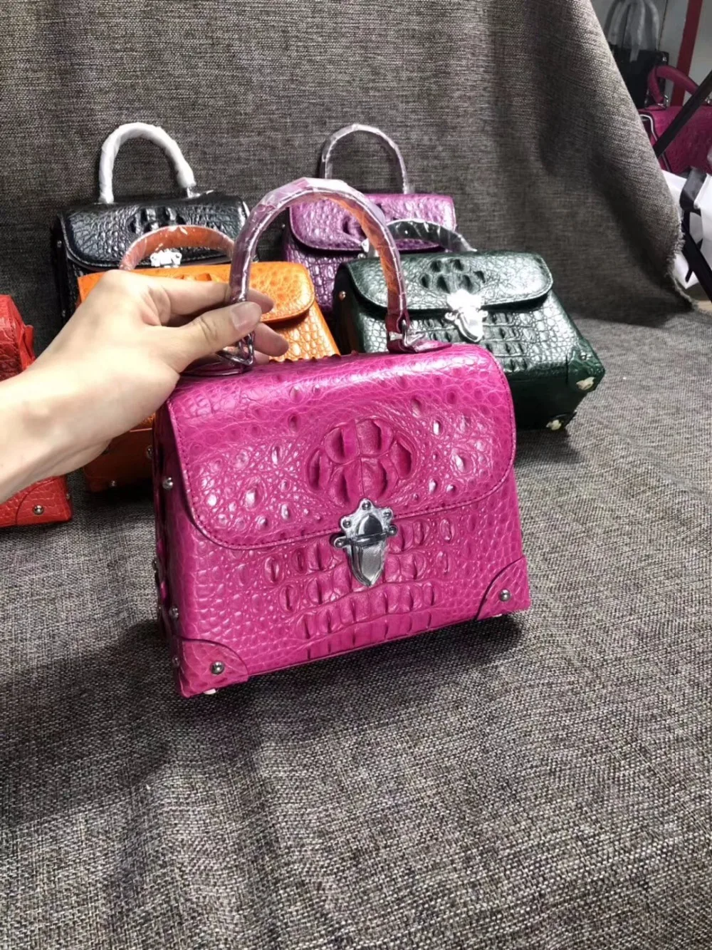 Роскошный Дизайн Натуральная крокодиловая кожа женский маленький кошелек шпильки сумка мужская сумка из экзотической натуральной кожи аллигатора кожа ярко-розовая Женская сумка через плечо