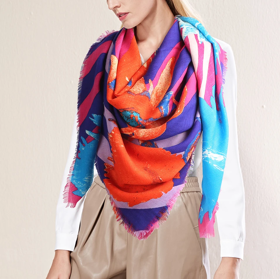 

Autumn Winter Scarf Fashion 100% Twill Wool Scarf Shawl Floral Ex-Large Square 55 Inch