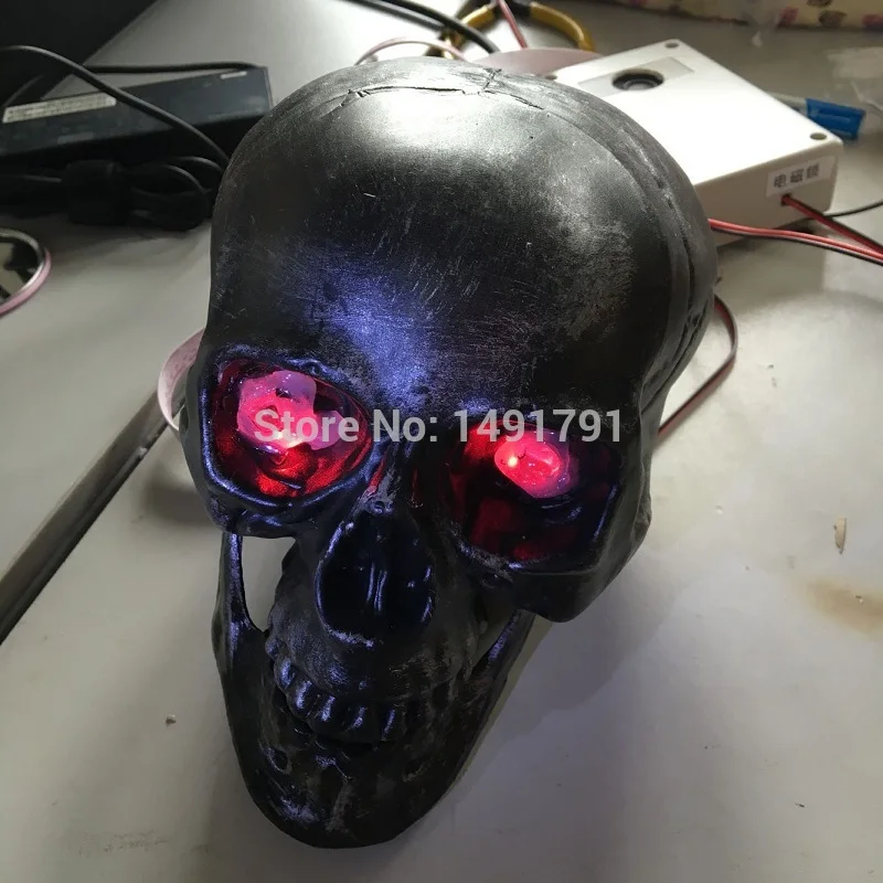 Human secrets room escape room props Secret room escape theme Scary sound skull cranihead unlock Light eyes (1)