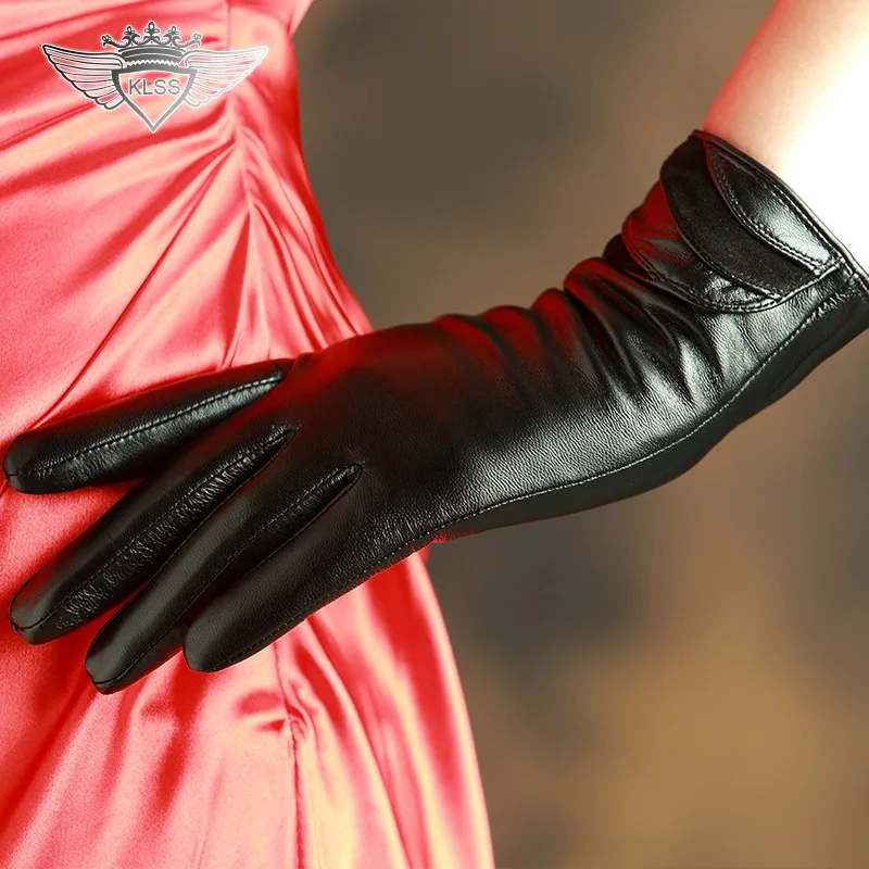 2015 New Women Leather Gloves Lady Winter Warm Thick Velvet Goatskin Gloves Short Genuine Leather Gloves 35