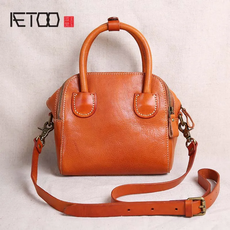 

AETOO Leather handbag women mini retro shoulder Messenger bag first layer cowhide original literary bag small bag
