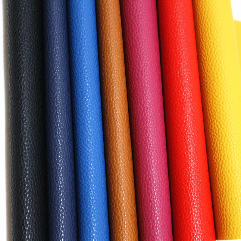 Бест 89 искусственная кожа. Кожаный лист. Искусственная кожа лист. Блестящая искусственная кожа. Искусственные и синтетические ткани.