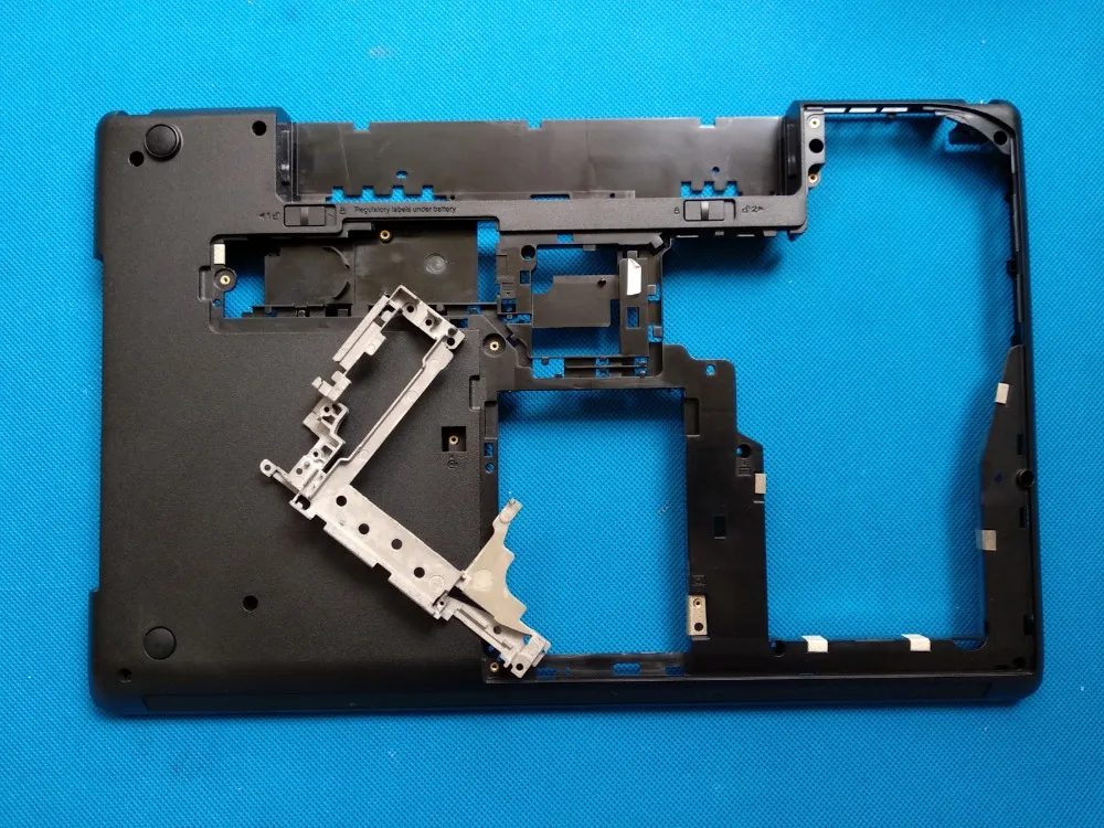 

new orginal Lenovo ThinkPad E530 E535 15W Bottom Base Cover Lower Case + Hinge Set 04W4110 AM0NV000700