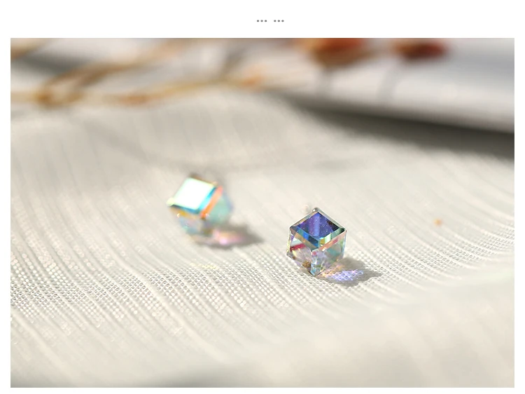Geomentric square swarovski crystal stud earrings 06_02