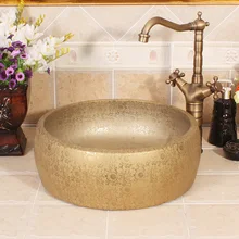 Hecho a mano estilo antiguo, Europeo Lavobo de cerámica de baño encimera de lavabo de baño lavado a mano lavabo color de oro/plata