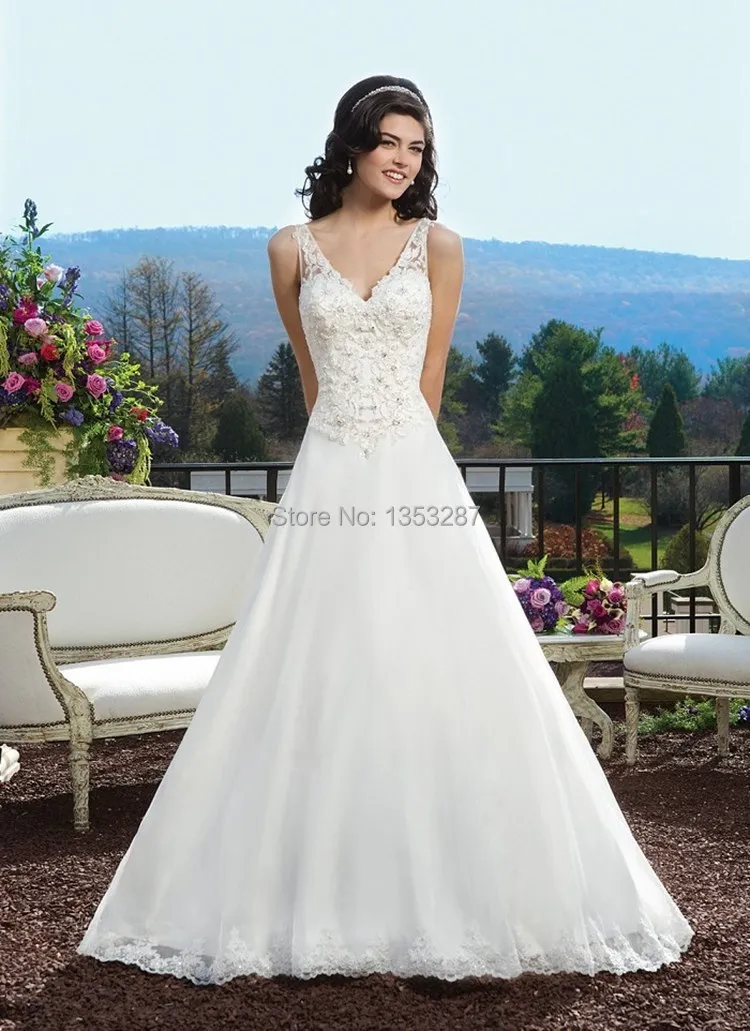 Hillary Mike 39 S Natural Vintage And Farm Chic Wedding Day In P I N This To Pinterest