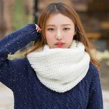 2017 Fashion New Unisex Winter scarf knitted Scarves Collar Neck Warmer woman’s Crochet Ring Spain Loop women Scarves for lady