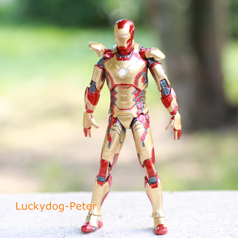 

IronMan3 Q Version Action Figure Toy 1/7 scale painted figure iron man 3 Garage Kits Doll Brinquedos Anime IM009
